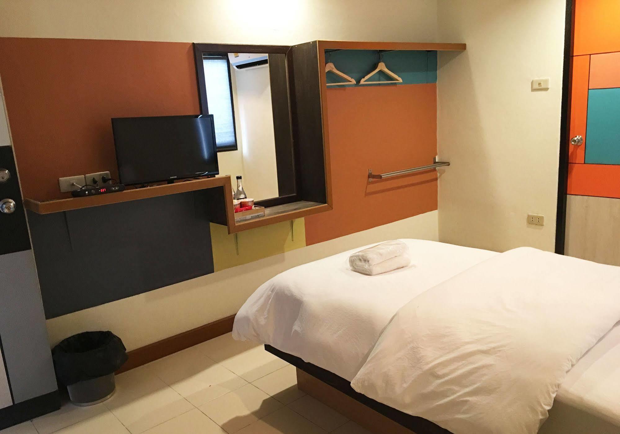 נונטאבורי Room At Prachachuen מראה חיצוני תמונה