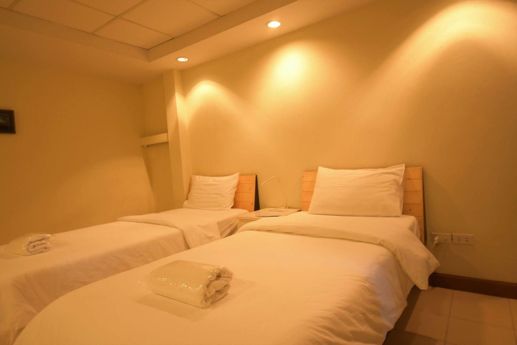 נונטאבורי Room At Prachachuen מראה חיצוני תמונה